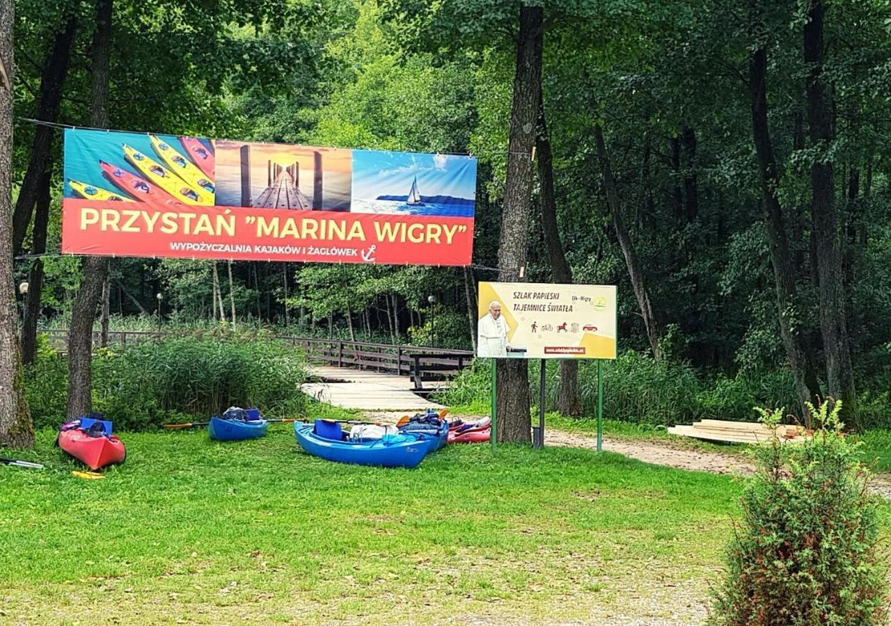 Pokamedulski Klasztor W Wigrach Wigry Exterior foto